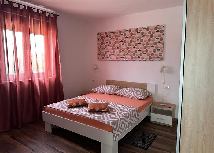 Апартаменты Harmony Hills Пула